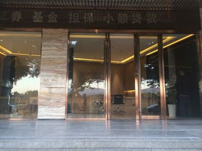 定制镀金不锈钢超高大